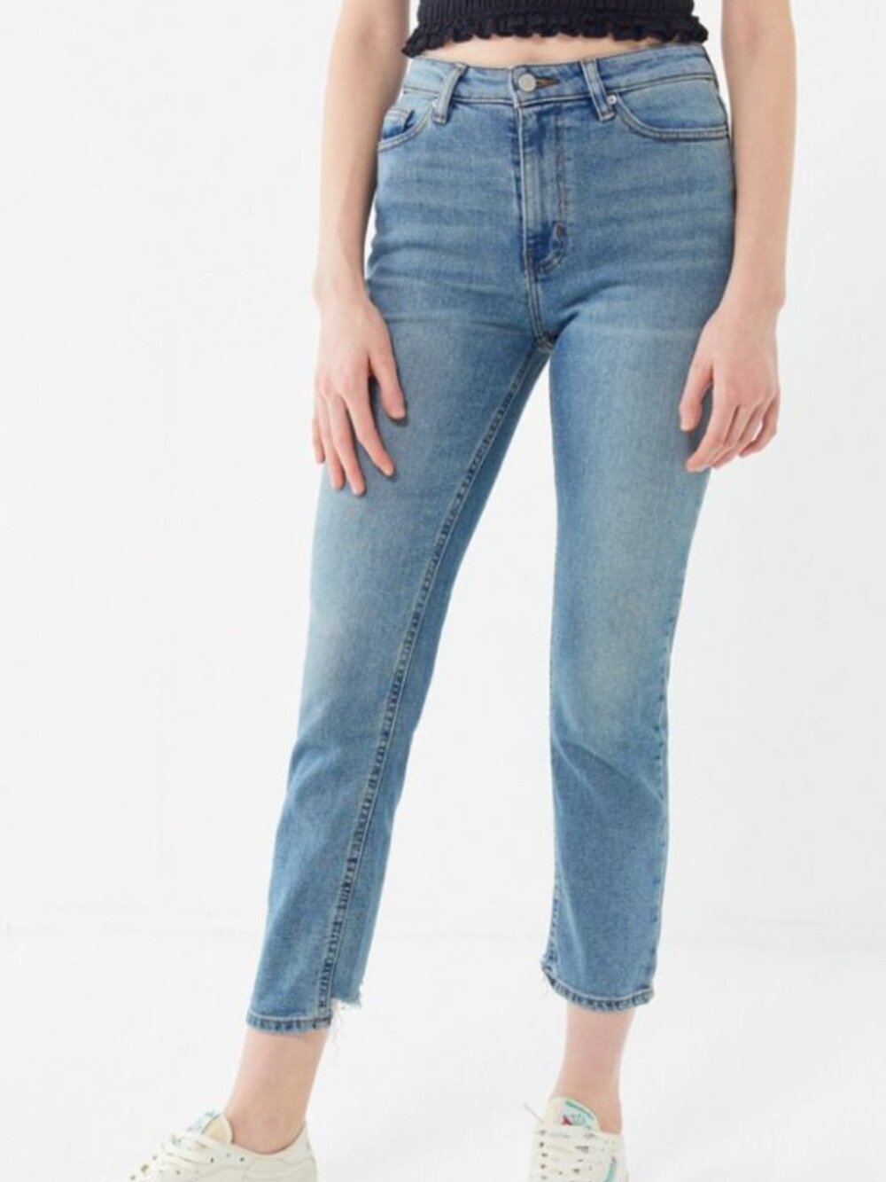 BDG Urban Outfitters High Rise Girlfriend Jeans Size 27 | Light Wash Step Hem